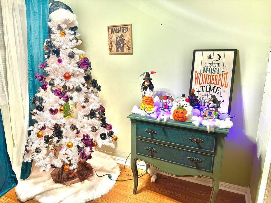 Spacious Downtown Jackson Retreat- Historic Hangout Экстерьер фото
