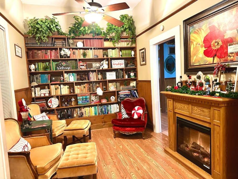 Spacious Downtown Jackson Retreat- Historic Hangout Экстерьер фото